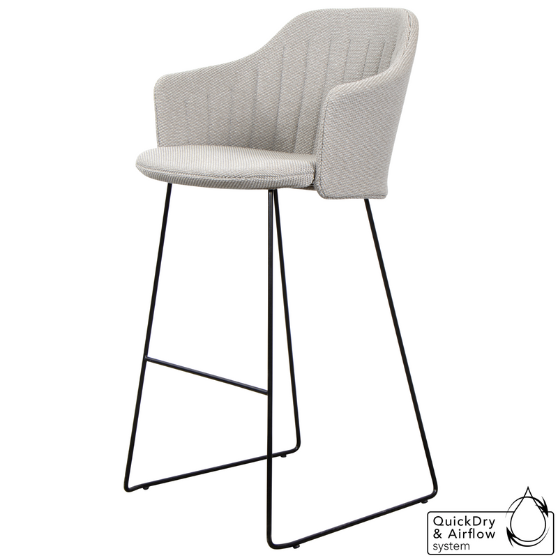 cane-line choice bar chair in Dark Green, Polypropylene, Up to 98% Recycled chair, Black, Galvanized Steel w/4Legs base and Light Grey, Cane-line Focus cushion