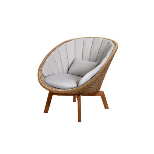 Caneline-Peacock-lounge-chair