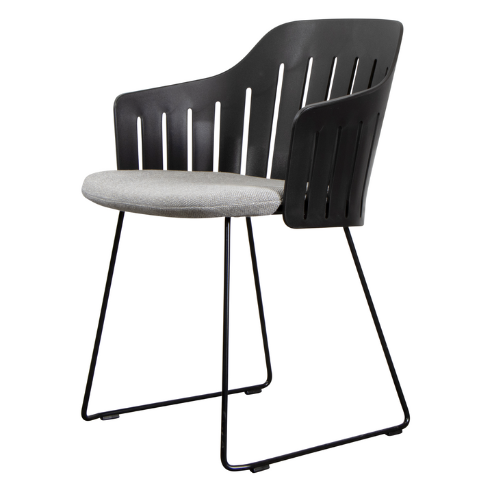 Choice Chair by Cane-line Black chair with Black, galvanized steel w/sled and Light grey, Cane-line Focus cushion