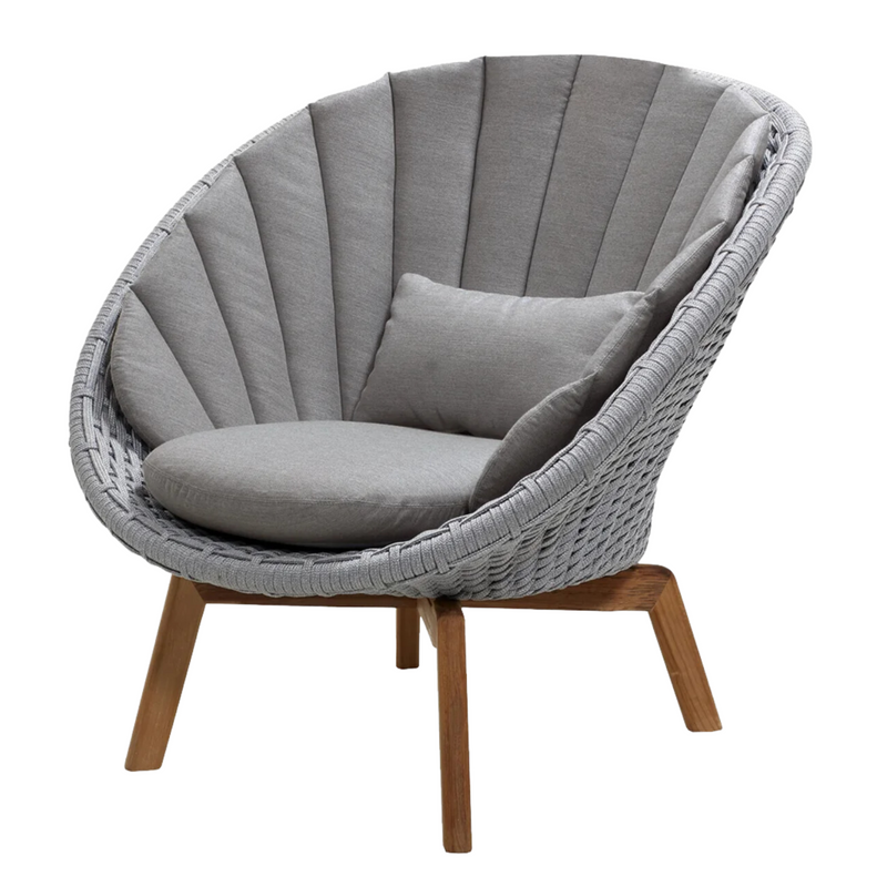 Cane line Peacock lounge chair Light grey, medium flat Cane-line Soft Rope w/teak and Taupe, Cane-line Natté cushion