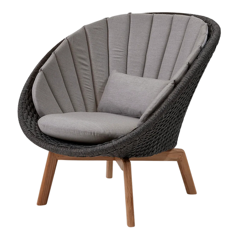 Cane line Peacock lounge chair Dark grey, medium flat Cane-line Soft Rope w/teak and Taupe, Cane-line Natté cushion