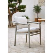 cane line Sticks armchair Taupe aluminium sand cushion lifestyle 