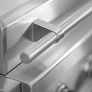 videl usa grill signature collection 1 in stainless steel railing close up