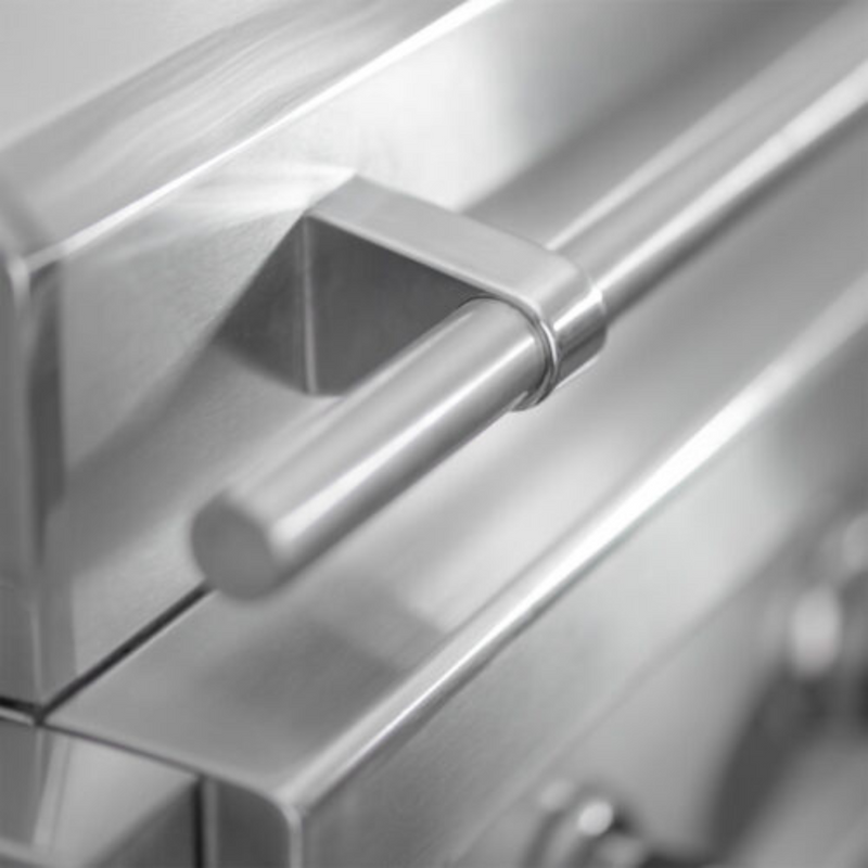 videl usa grill signature collection 1 in stainless steel railing close up